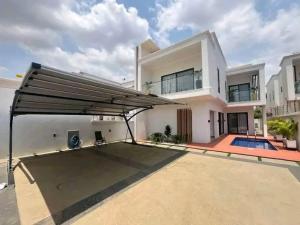 4 bedroom Townhouse For Sale Adjiringanor East Legon Accra